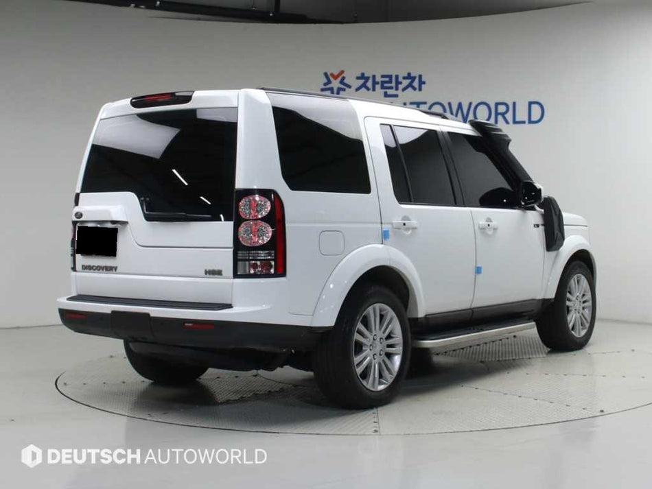 Land Rover Discovery — photo 02