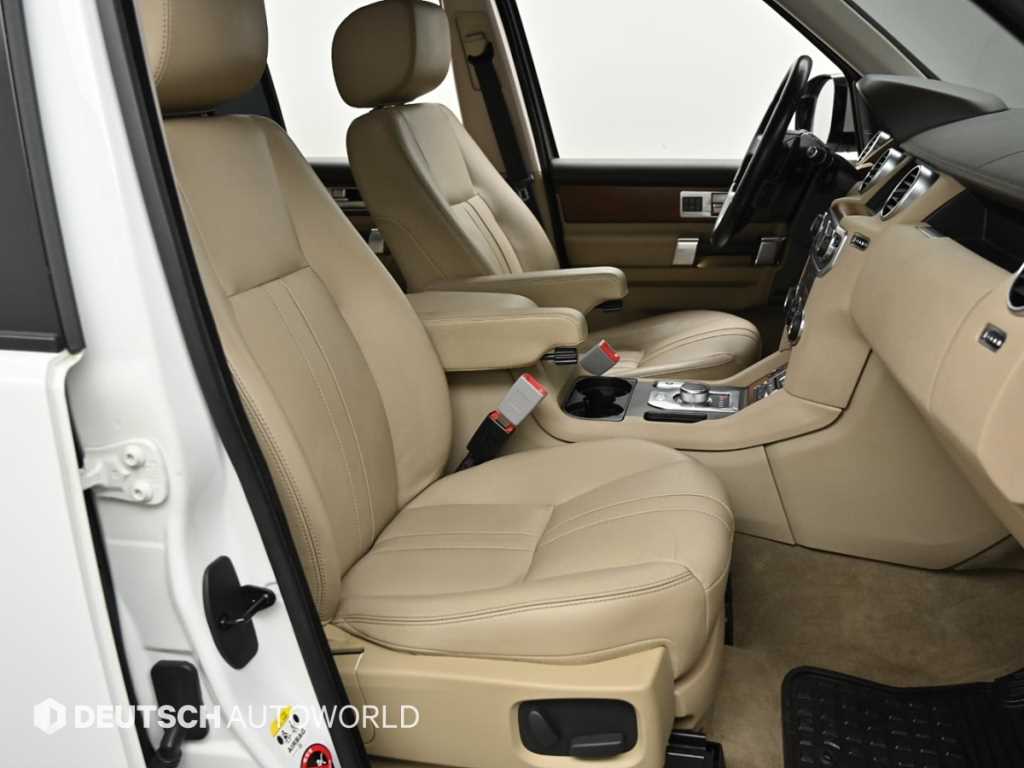 Land Rover Discovery — photo 10