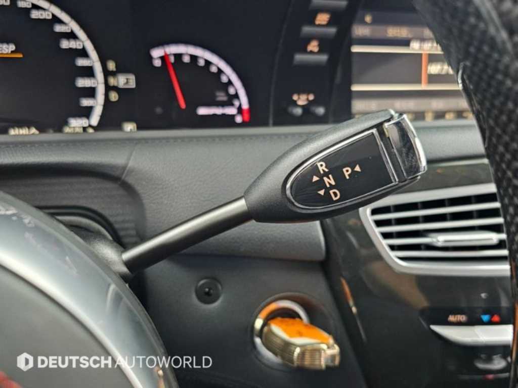 Mercedes-Benz CL-Class — photo 09
