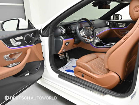 Mercedes-Benz E-Class — photo 11