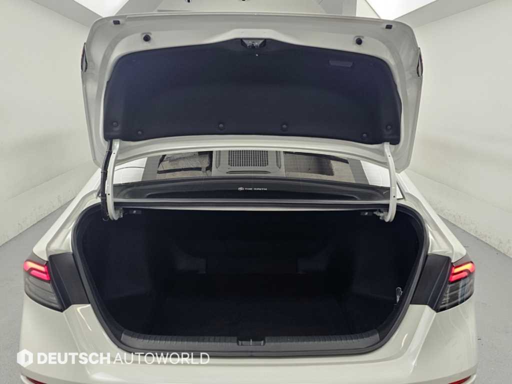 Honda Accord — photo 19