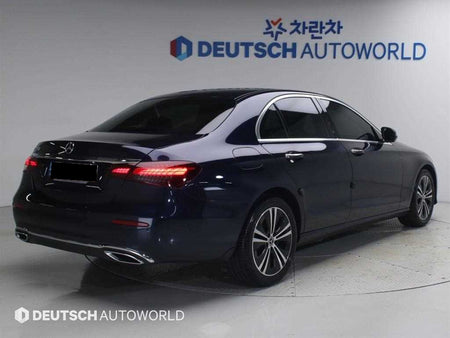 Mercedes-Benz E-Class — photo 02