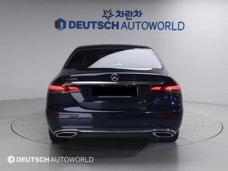 Mercedes-Benz E-Class — photo 04