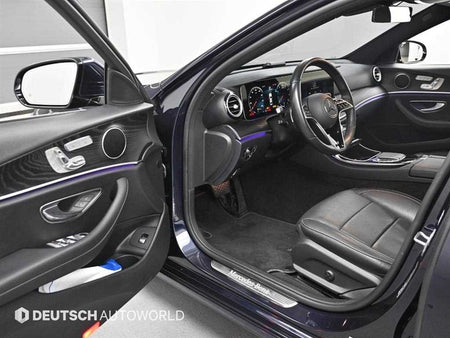 Mercedes-Benz E-Class — photo 11