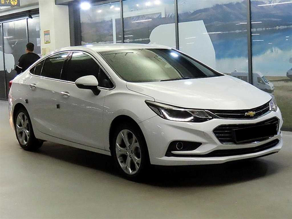 CHEVROLET Cruze — photo 01