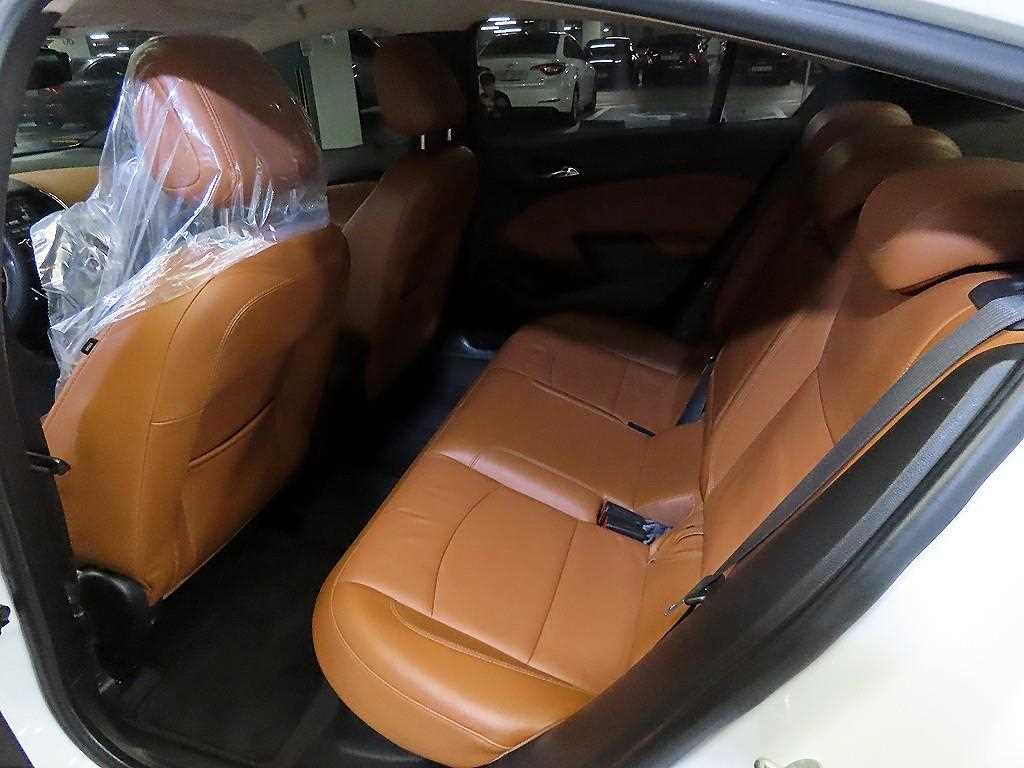 CHEVROLET Cruze — photo 07