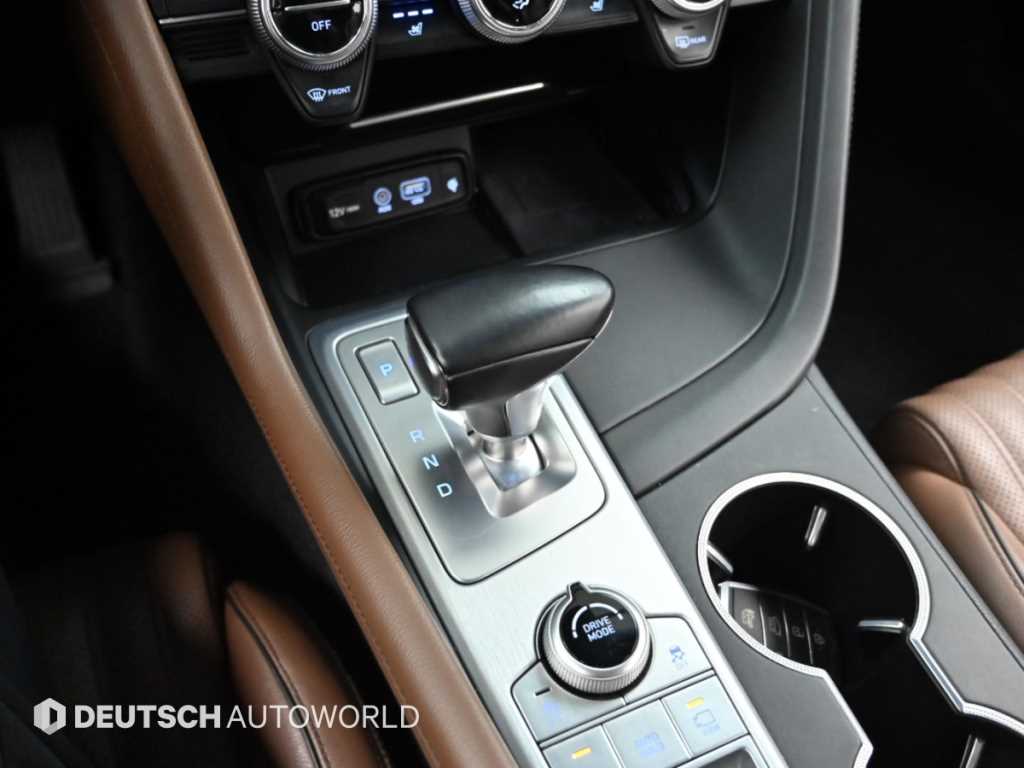 Genesis G70 — photo 09