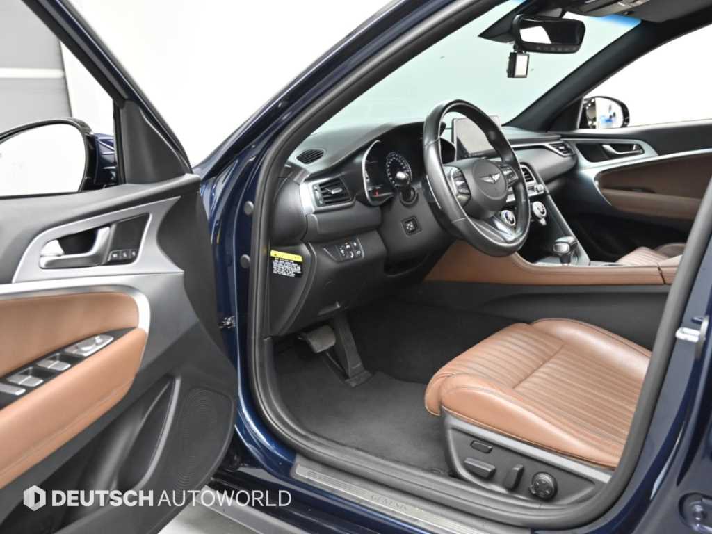 Genesis G70 — photo 11