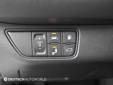 Genesis G70 — photo 17
