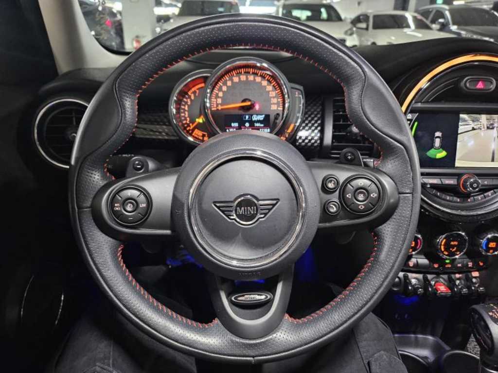 Mini Cooper — photo 04