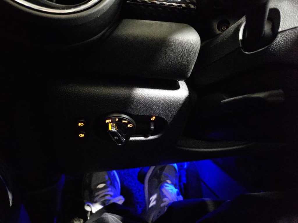 Mini Cooper — photo 09