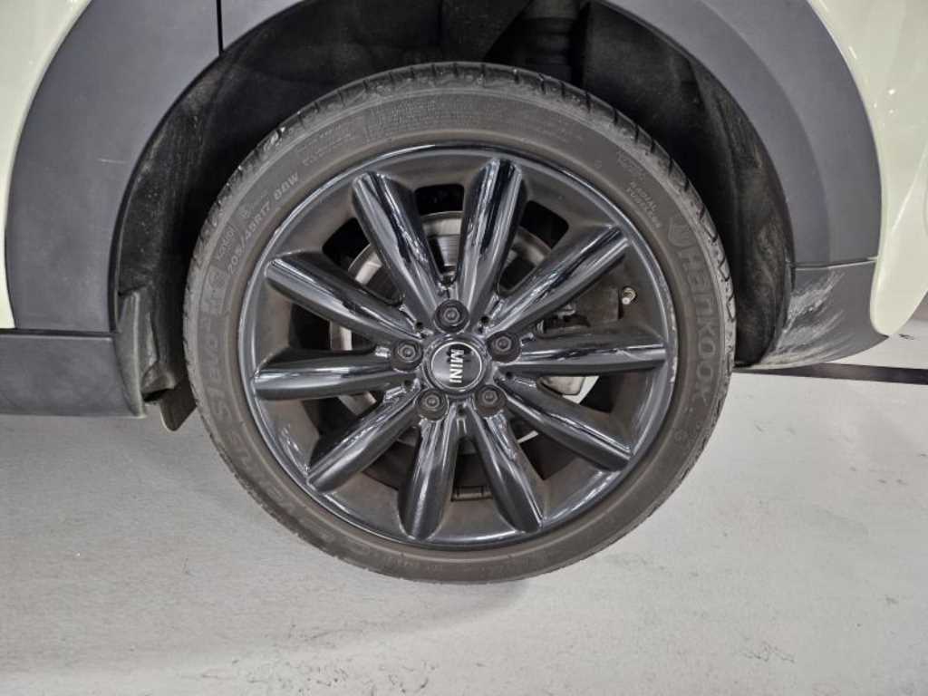 Mini Cooper — photo 13