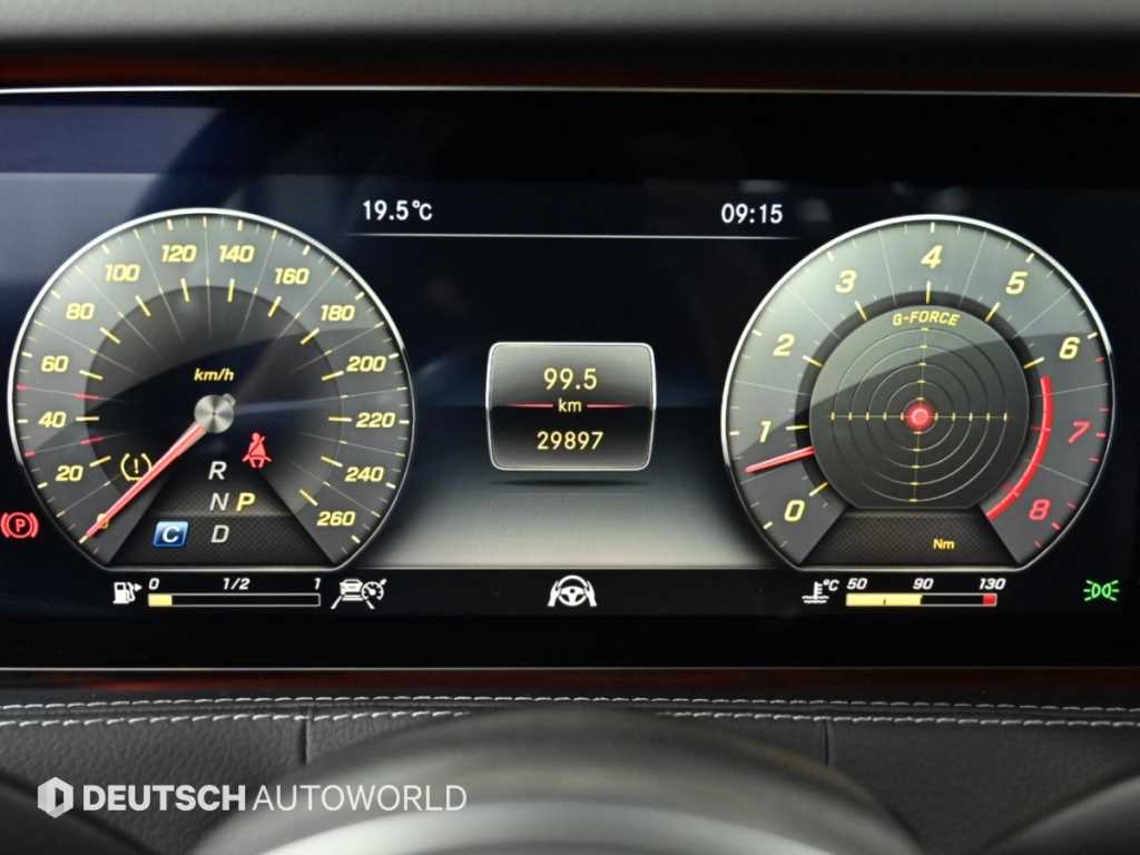 Mercedes-Benz S-Class — photo 08