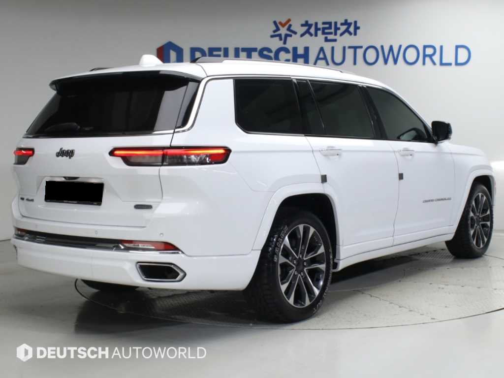Jeep Cherokee — photo 02