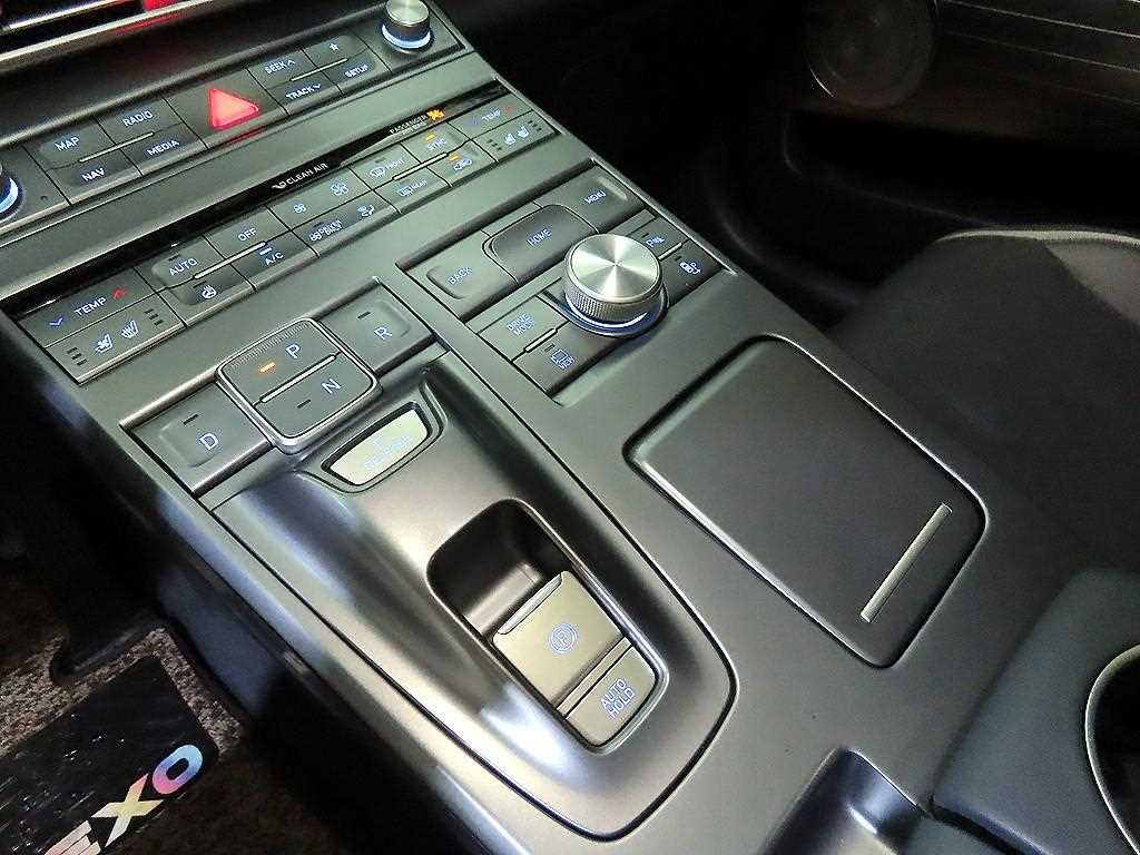 Hyundai Nexo — photo 12