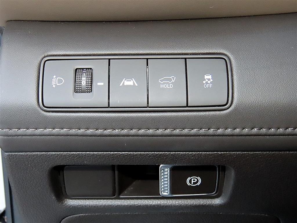 Hyundai Santafe — photo 11