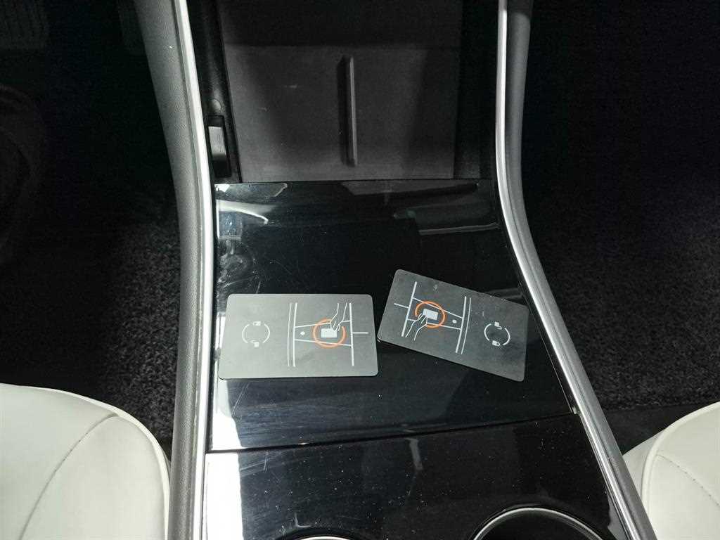 Tesla Model 3 — photo 13