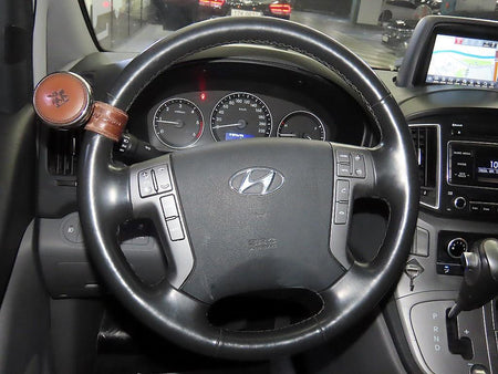 Hyundai Starex — photo 08