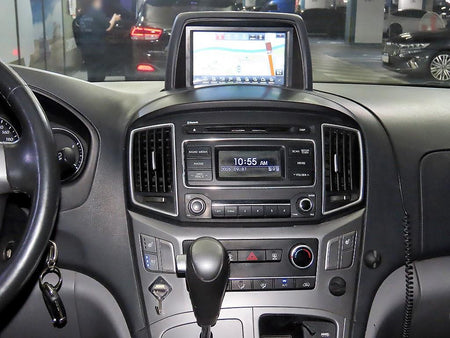 Hyundai Starex — photo 11