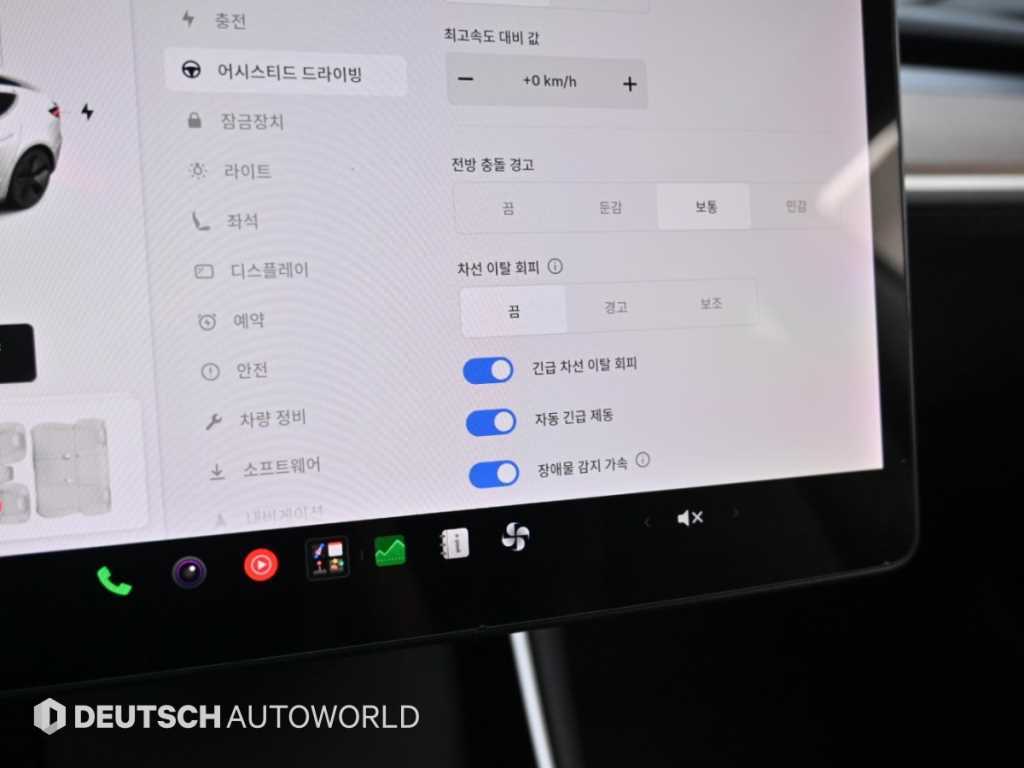Tesla Model 3 — photo 17