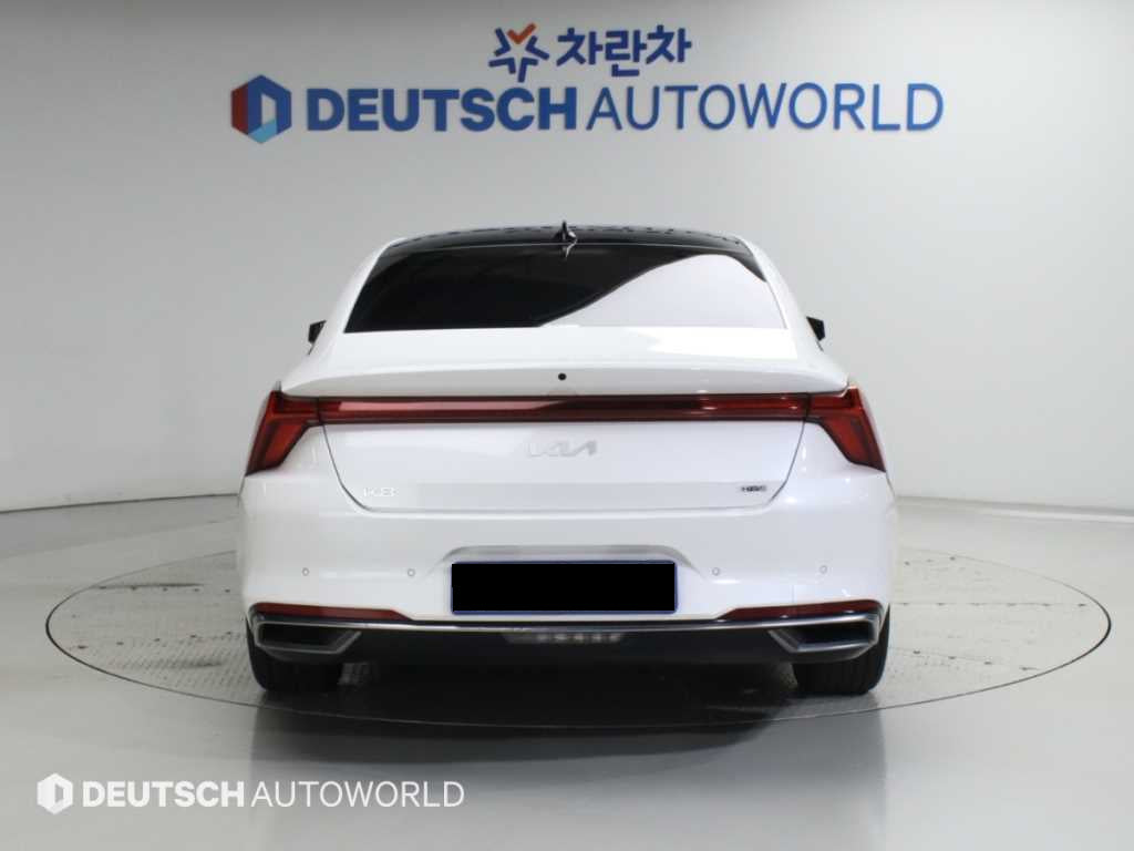 Kia K8 — photo 04