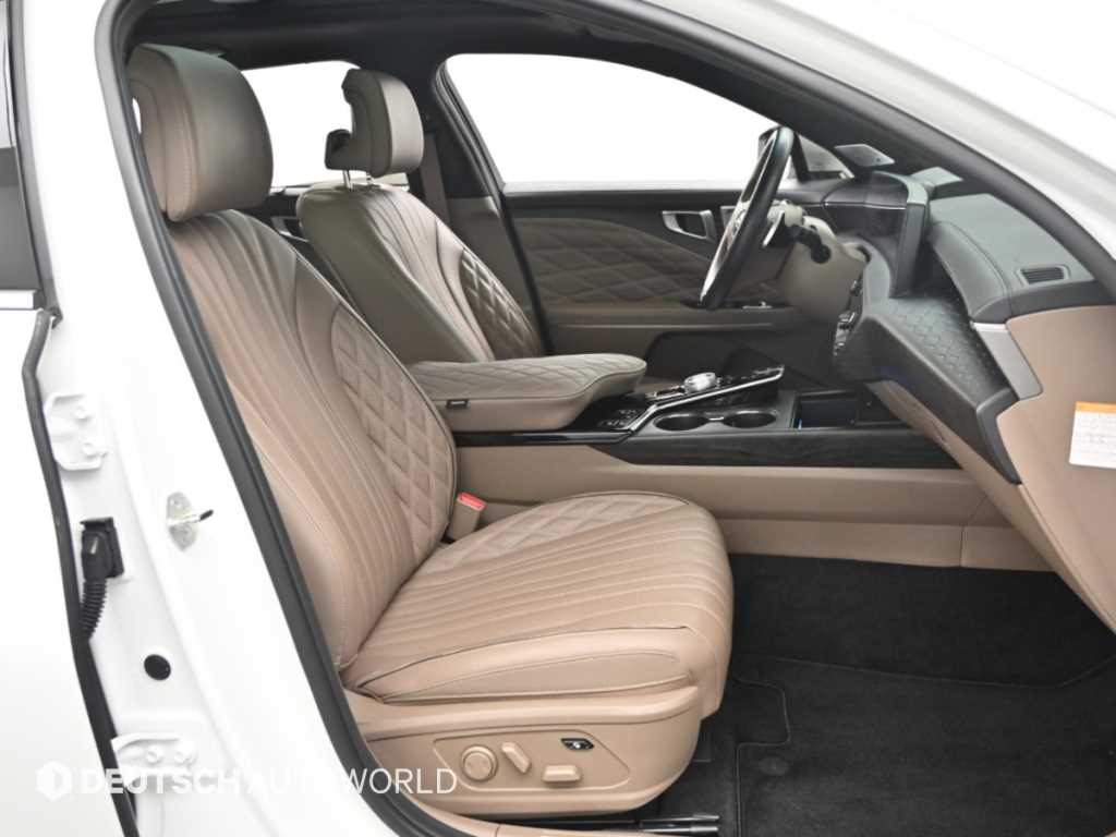 Kia K8 — photo 10