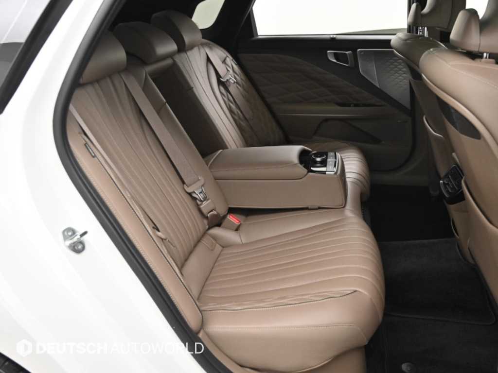 Kia K8 — photo 12