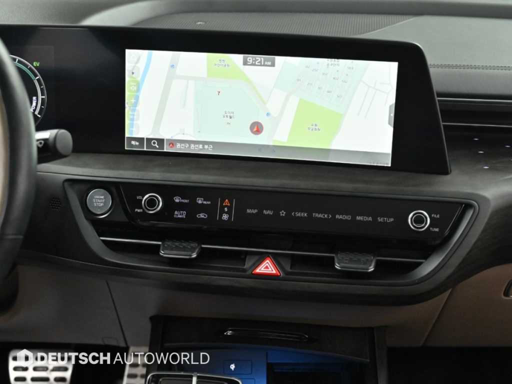 Kia K8 — photo 14