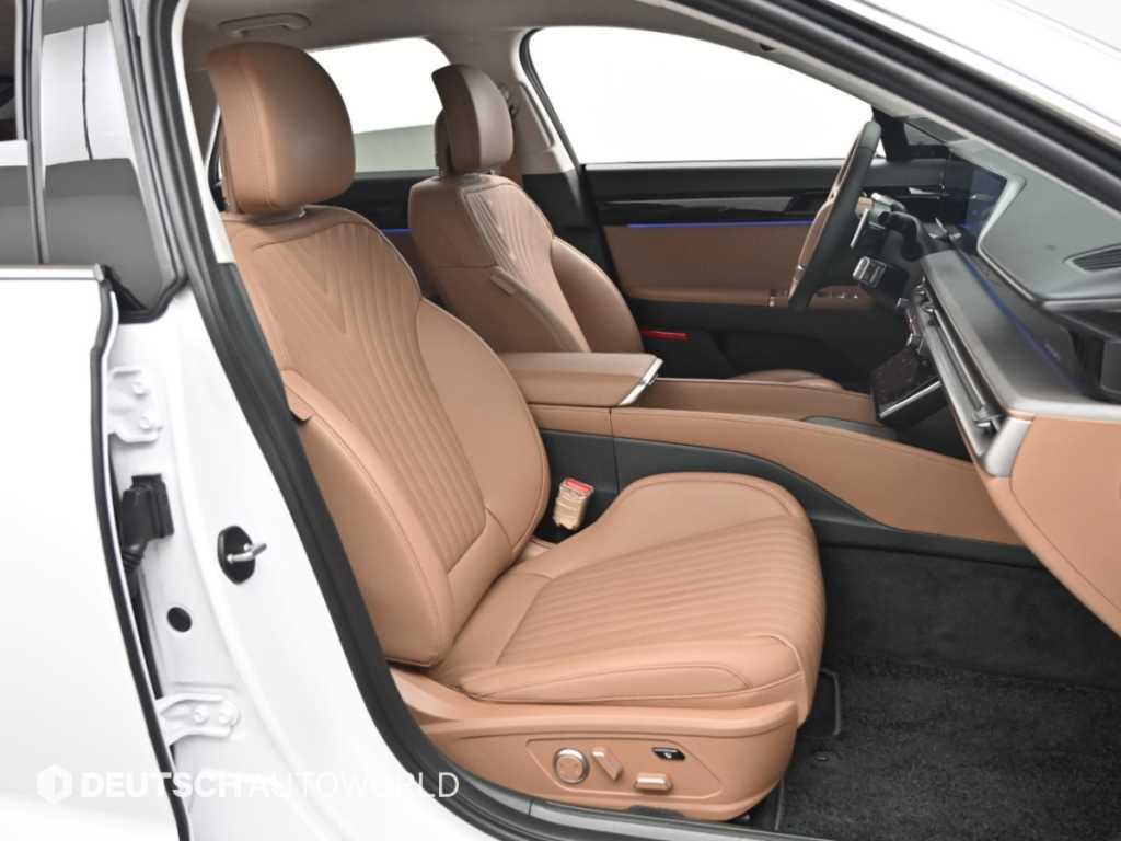 Hyundai Grandeur — photo 10