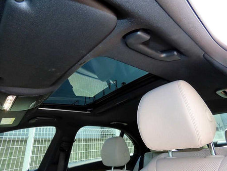 Mercedes-Benz E-Class — photo 16
