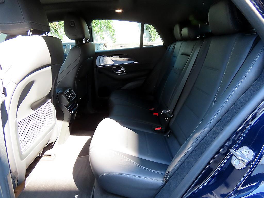 Mercedes-Benz GLE-Class — photo 06