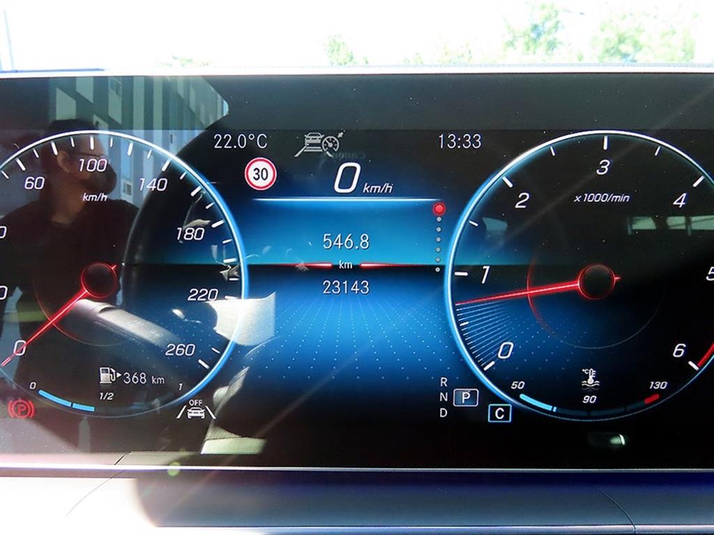 Mercedes-Benz GLE-Class — photo 09