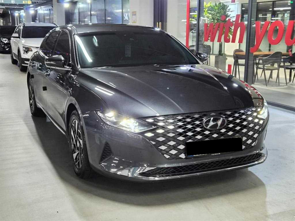 Hyundai Grandeur — photo 01