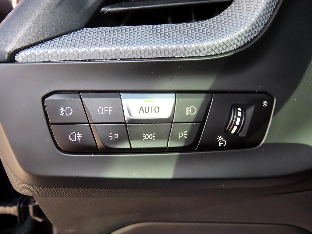 BMW 1-Series — photo 11