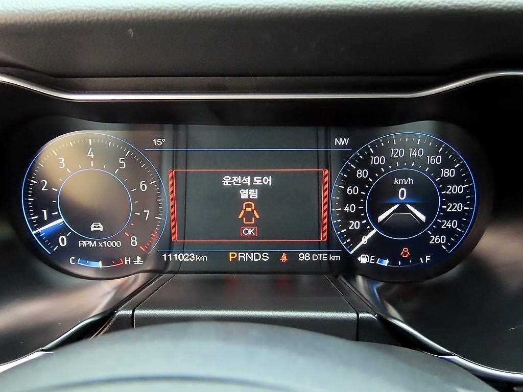 Ford Mustang — photo 09