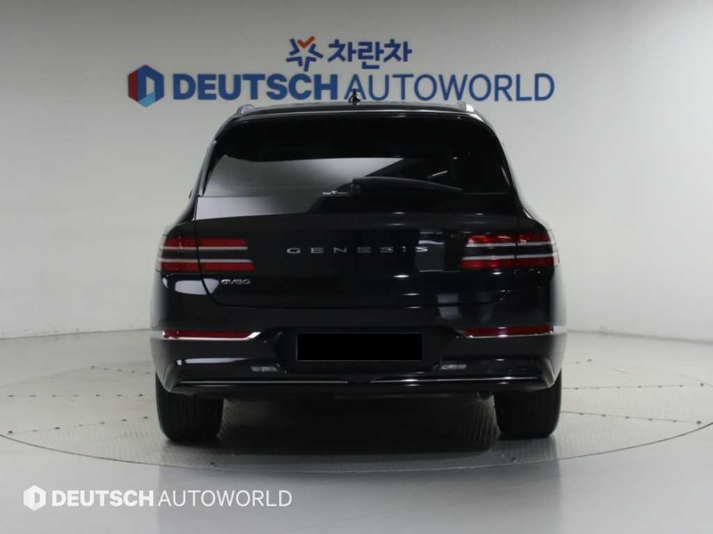 Genesis GV80 — photo 04