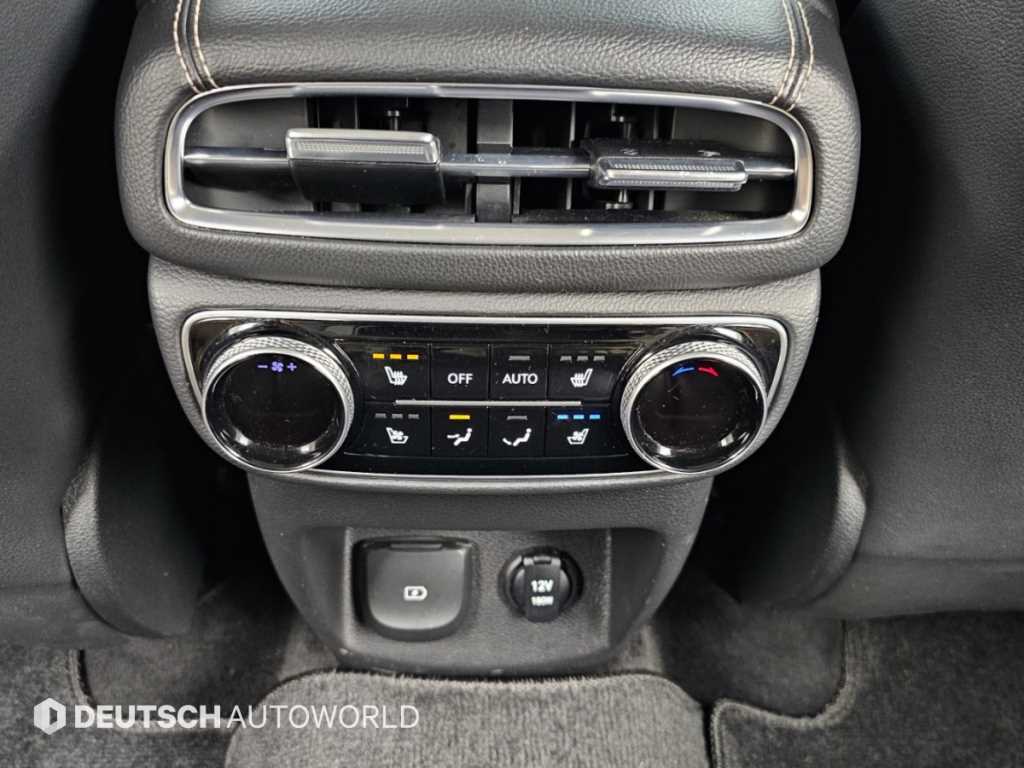 Genesis GV80 — photo 16