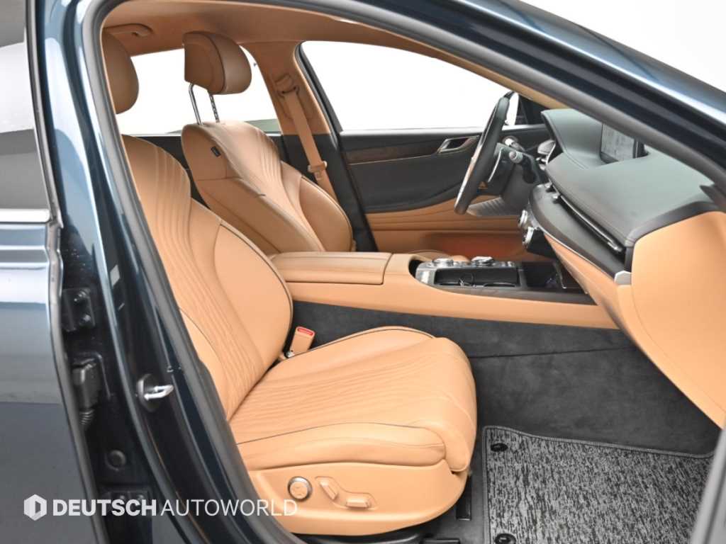 Genesis G80 — photo 10