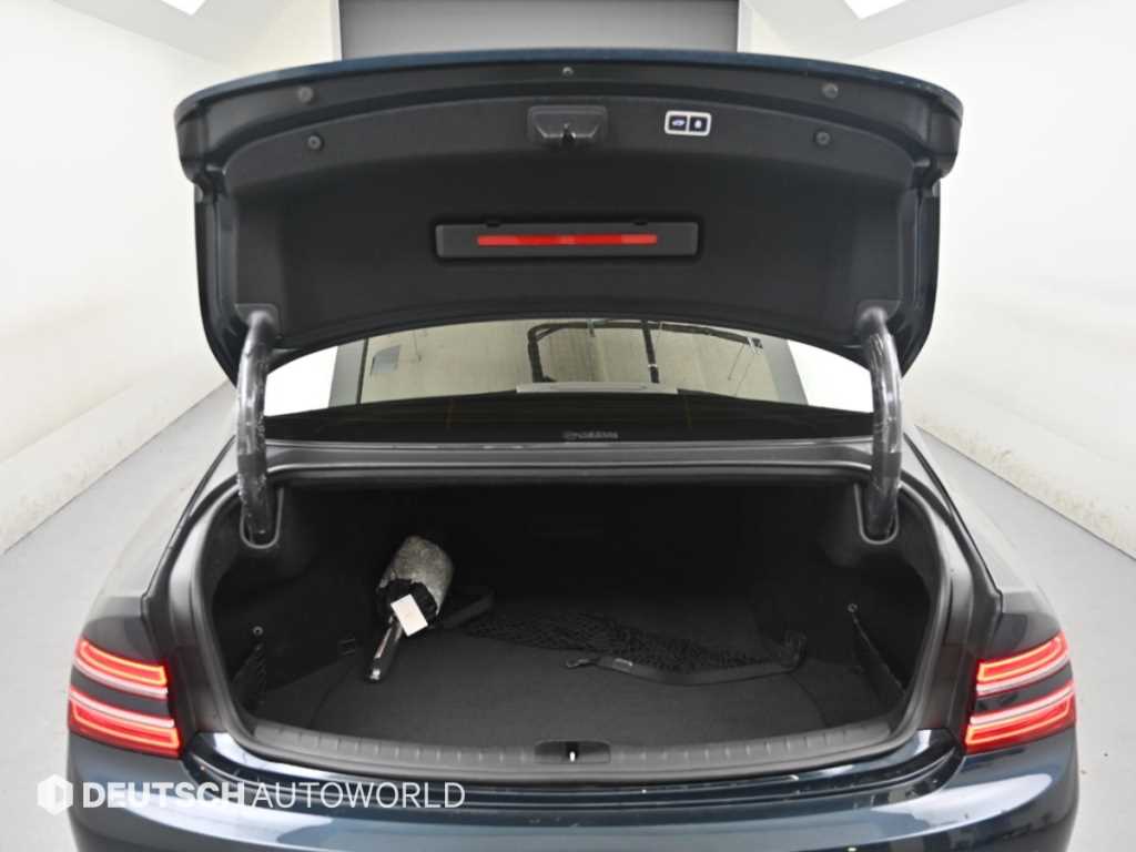 Genesis G80 — photo 19