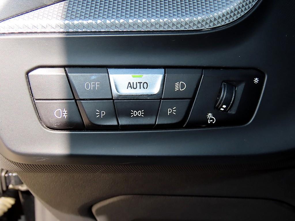 BMW 1-Series — photo 12