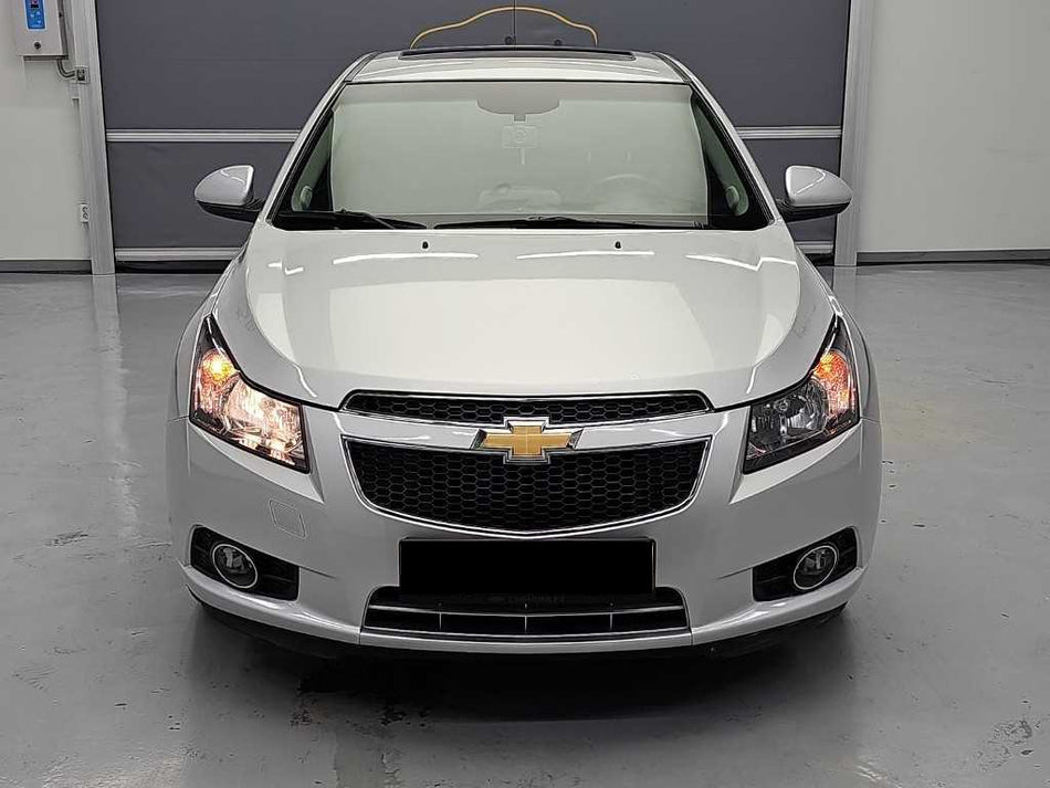 CHEVROLET Cruze — photo 02