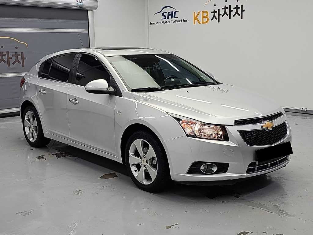 CHEVROLET Cruze — photo 04