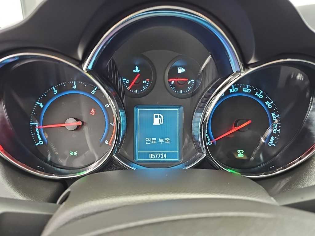 CHEVROLET Cruze — photo 06