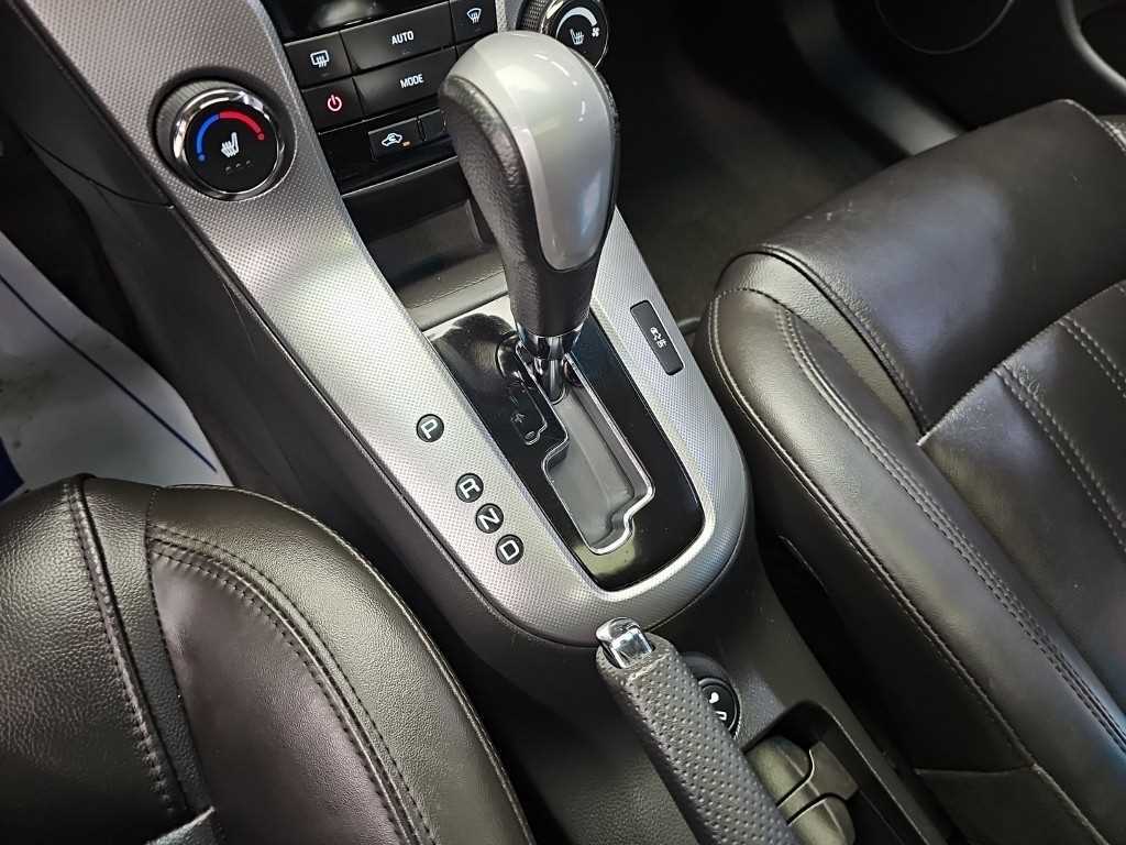 CHEVROLET Cruze — photo 08