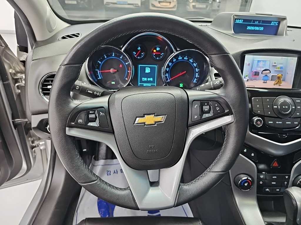 CHEVROLET Cruze — photo 09