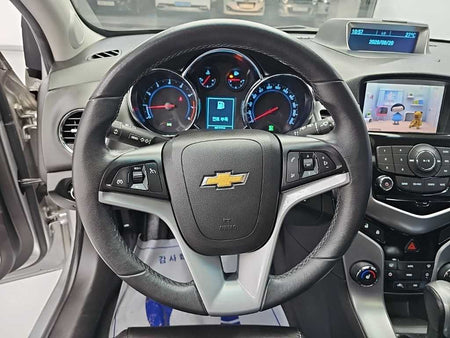 CHEVROLET Cruze — photo 09