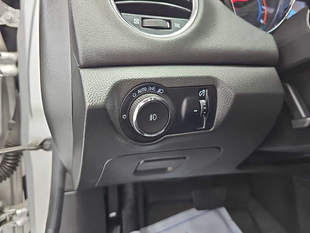 CHEVROLET Cruze — photo 18
