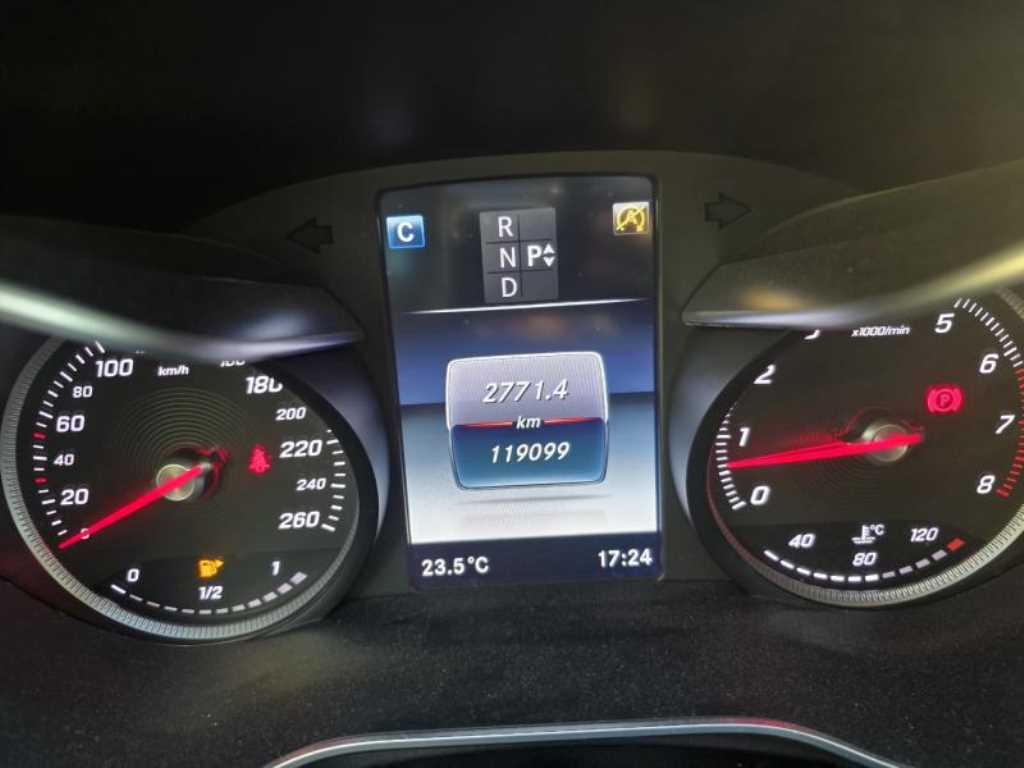 Mercedes-Benz C-Class — photo 07