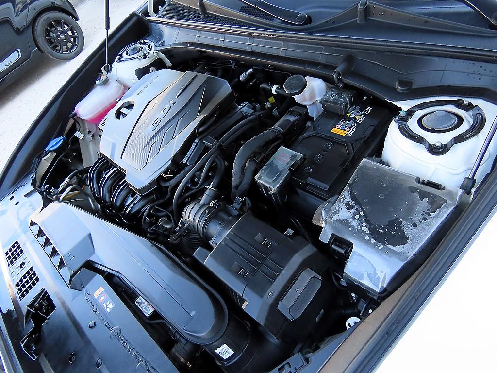 Hyundai Grandeur — photo 19