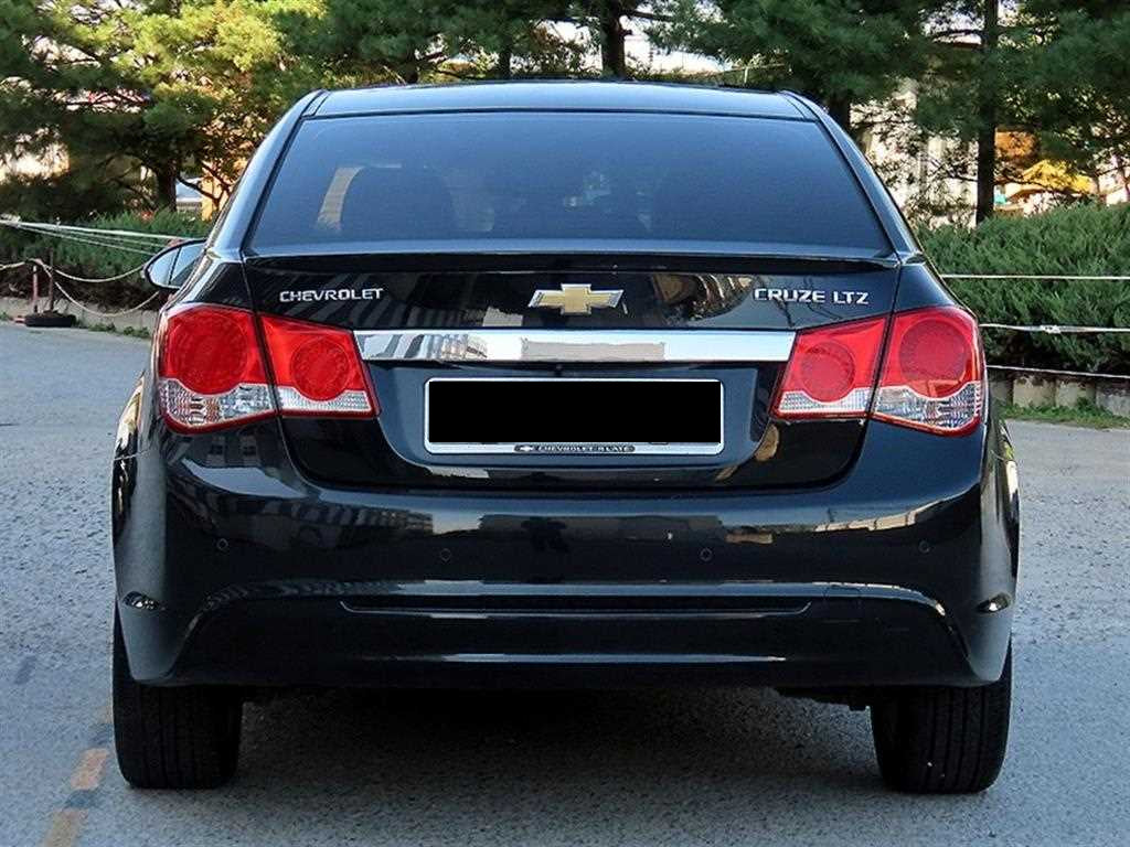 CHEVROLET Cruze — photo 04
